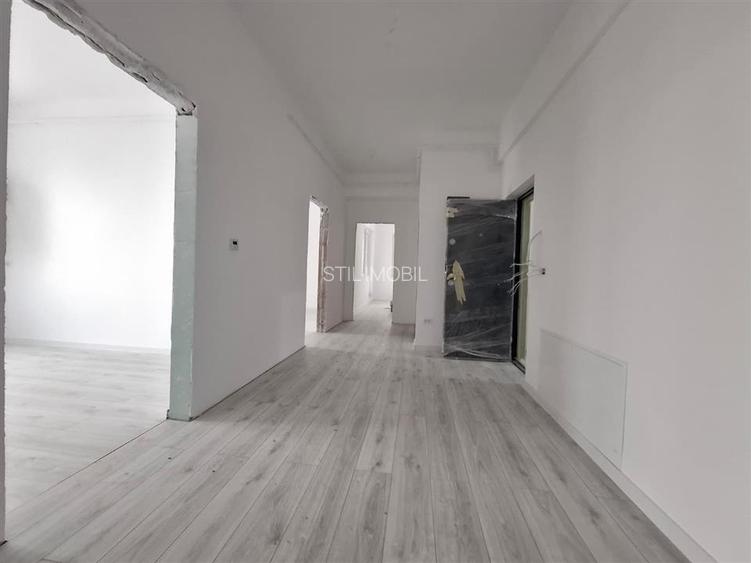Penthouse 3 camere de vanzare in Iasi, Galata, 208,99 mp, bloc nou - 11