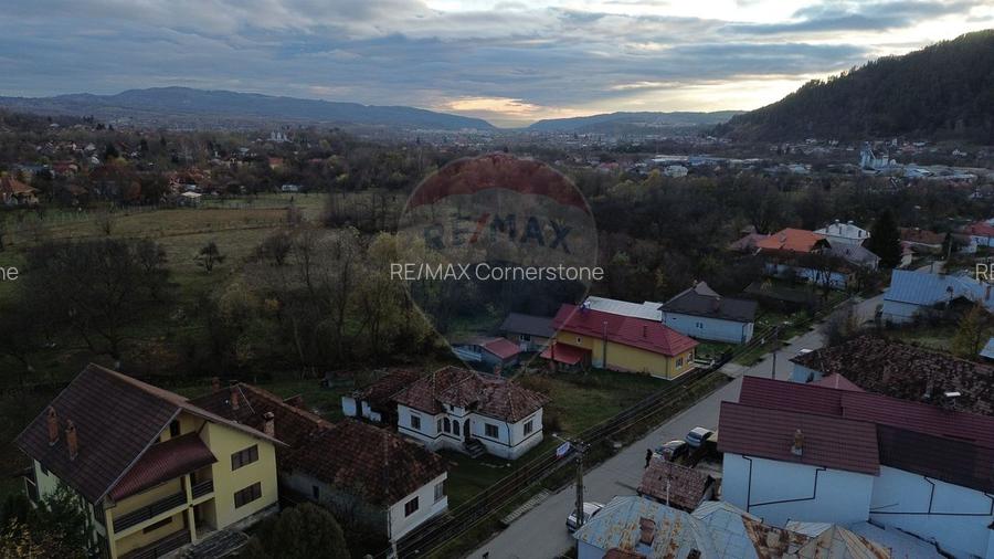 Casă si teren de vânzare in Leresti la super preț - 11