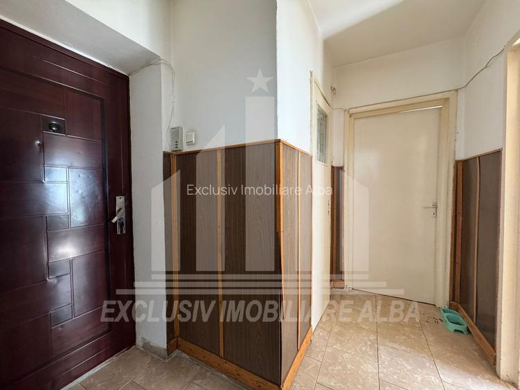 Apartament 3 camere | De vanzare | 55 mp | Etaj 1 | Cetate - 3