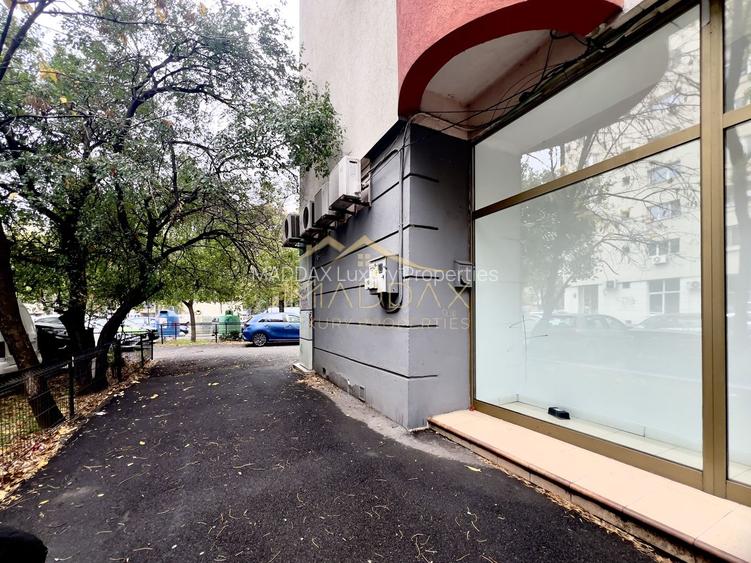 Spatiu Comercial Stradal de Inchiriat | Vanzare | 240mp - 43