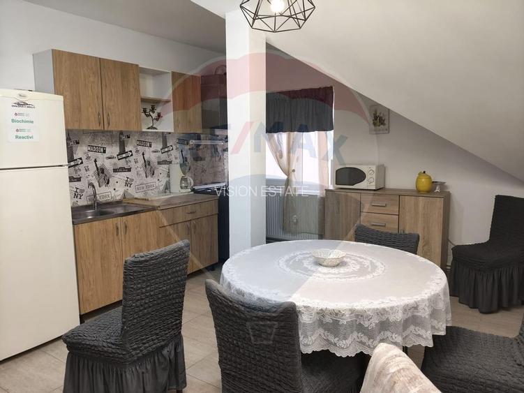 Apartament cu 3 camere de închiriat în zona Craiovita Noua - 5