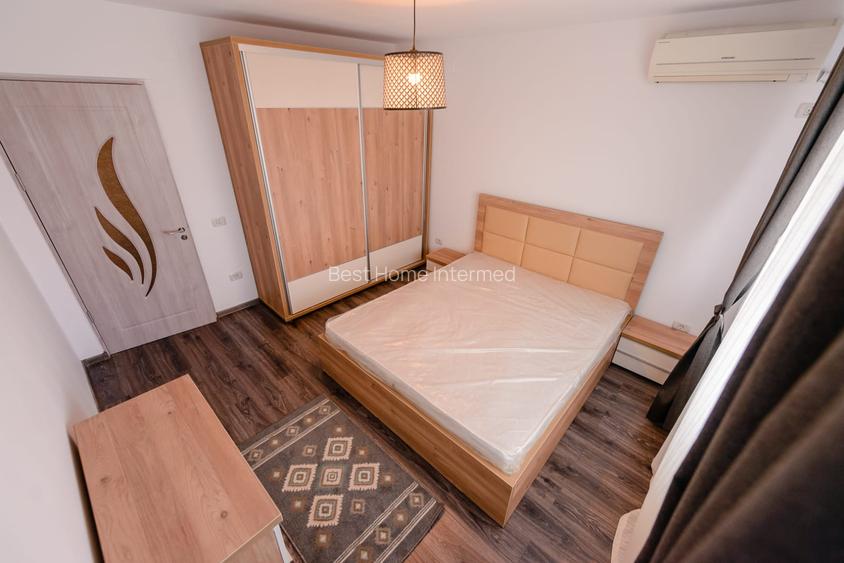 Tomis Nord, Bdul Tomis, 2 camere decomandate, mobilat, utilat, gaze, 450 Euro - 3