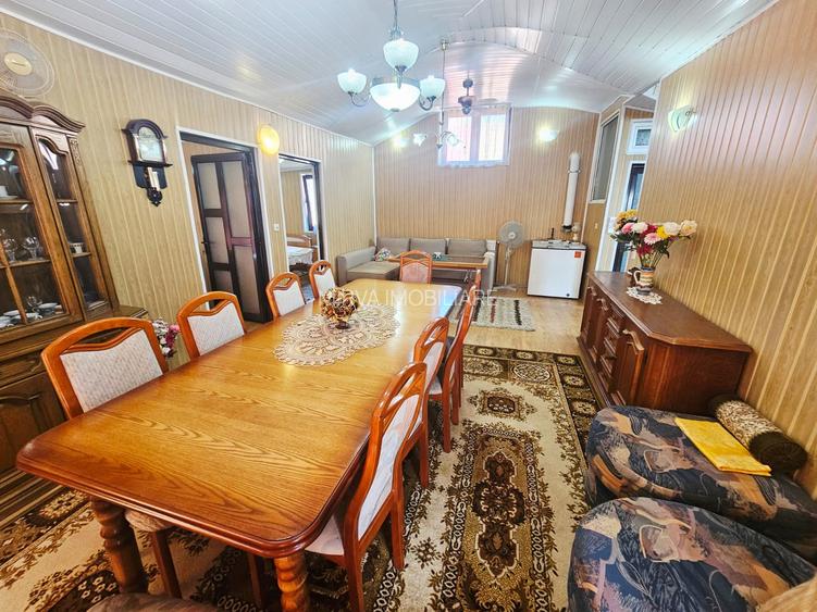 Casă spațioasă cu 9 camere în Strejnicu – pentru locuință, birouri - 28