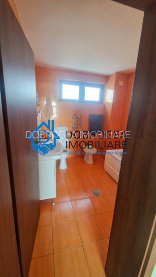 9 MAI - VILA CU VEDERE SI DESCHIDERE   LAC CASLA, PISCINA INTERIOARA - 16