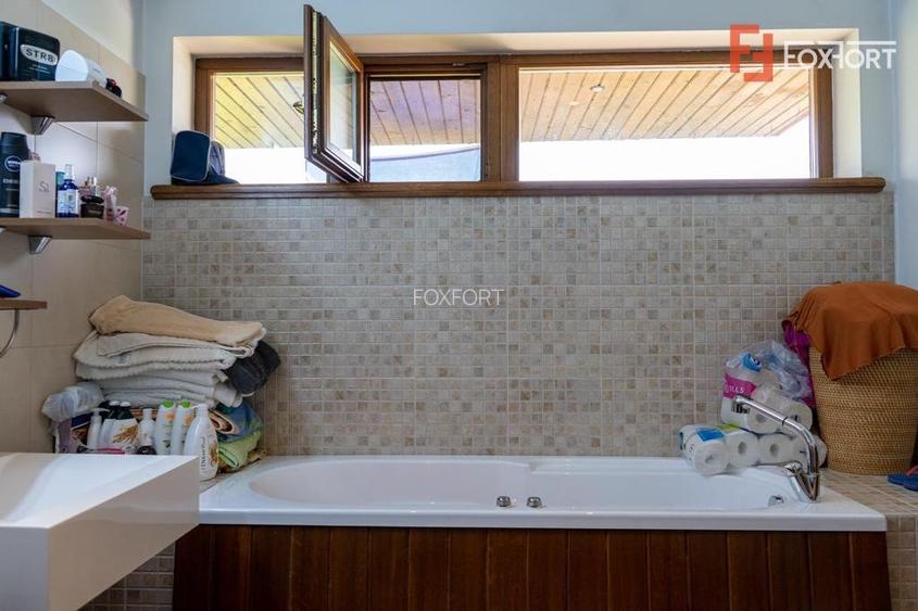 Casa individuala cu Garaj 360mp Utili, Zona Crisan - ID V4097 - 58