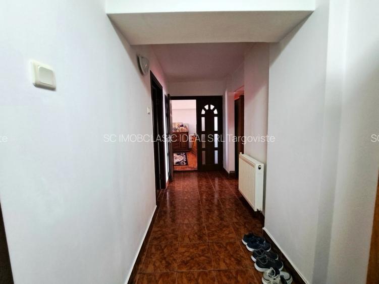 Calea Bucuresti, Targoviste, vanzare apartament 4 camere - 11