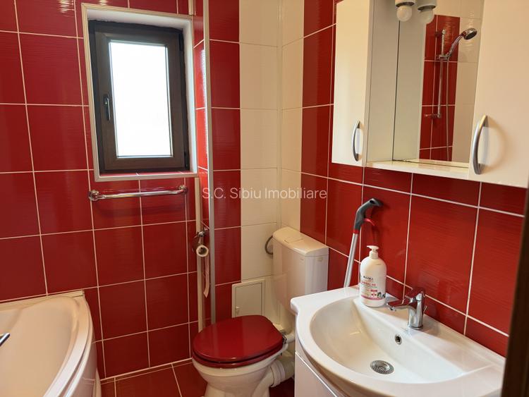 apartament curat et 1 cu doua dormitoare Cl. Cisnadiei-Plugarilor - 7