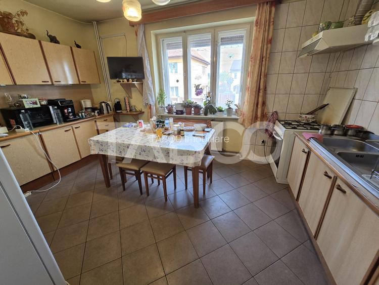 Casa individuala de vanzare mobilata teren 418 mp zona Sub Arini Sibiu - 4