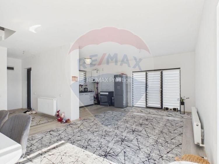 Duplex 85 mp utili, curte 200 mp – vedere la lac și pădure - 8