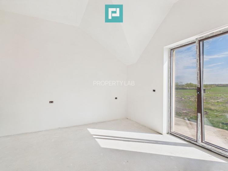 Duplex luminos 101 mp utili, teren 350mp în Covaci - 23