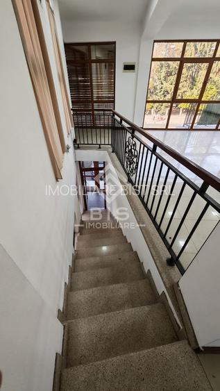 Spațiu Generos de Închiriat - 90 mp Utili - Zonă Ultra-Centrală. - 13