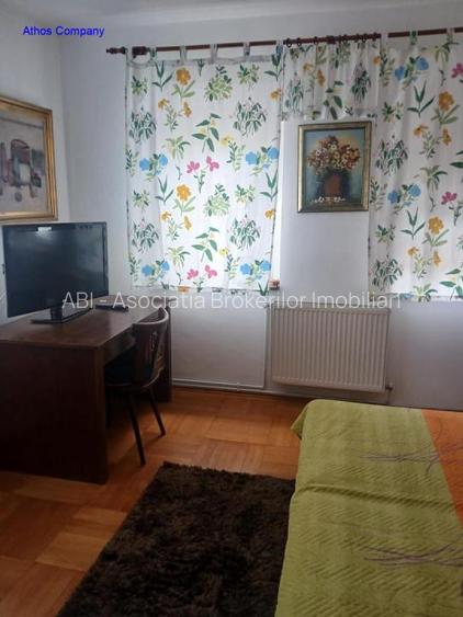 Grasoniera Podul Grand la curte la 350 euro - 3