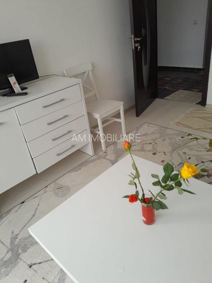 GARSONIERA METALURGIEI, BUCATARIE INCHISA, CENTRALA TERMICA, BLOC NOU - 4