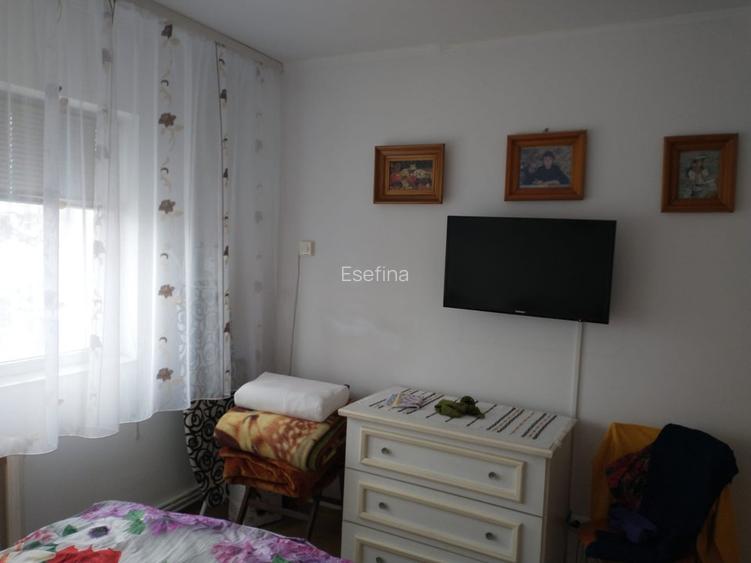 Proprietar - Vand Apartament 2 Camere + Garaj - Zona Cartier - 4