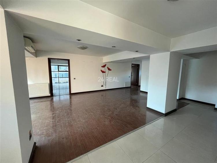 Birouri de inchiriat  de la 120 mp - mentenanta inclusa - 14