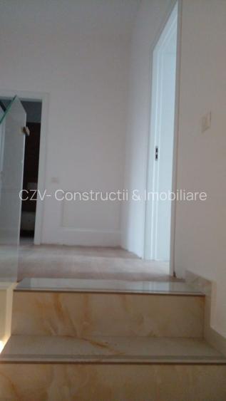 Reședință Modernă cu Finisaje Distinse - 10