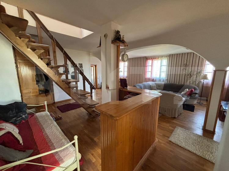 Apartament cu 3 camere, 128 mp, zona Ultracentrală