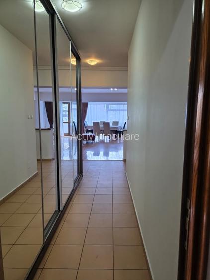 Bd. Mamaia – Delfinariu| 3 camere mobilat, utilat | 104 mp | Garaj subteran - 13