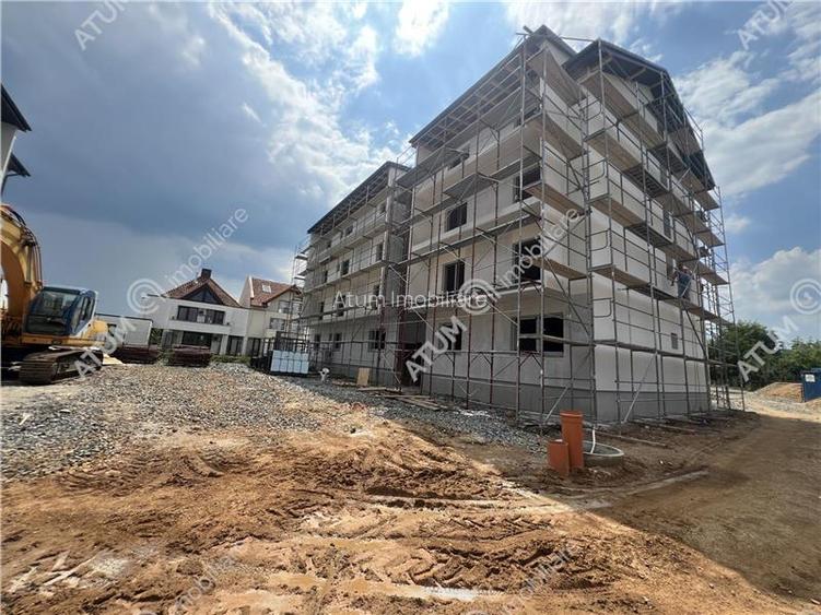 Apartament cu 3 camere decomandate si balcon situat in Selimbar - 9