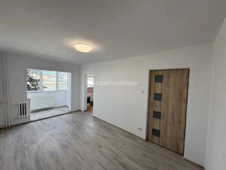 Garsonieră de vânzare, 23mp + 3mp etaj 3/4,  Mărăști - 2