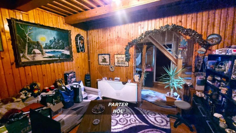 Casă / Vilă cu 10 camere de vânzare în SIGHETUL MARMATIEI zona Central - 33