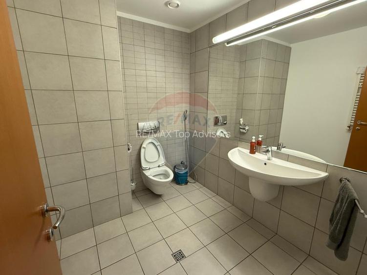 INCHIRIERE Apartament cu 3 camere in zona Primaverii - 9