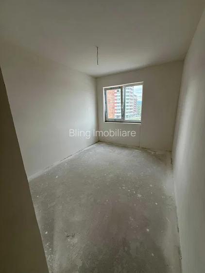 Apartament cu 2 camere, balcon, zona BMW - 2
