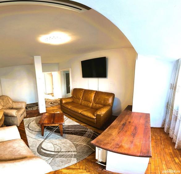 De vanzare Apartament 4 camere Piata Sf. Vineri, Unirii, ULTRACENTRAL - 2