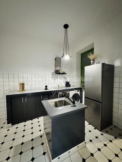 APARTAMENT DE VANZARE - SEMICENTRAL - DOROBANTILOR - 84 MP - GARAJ - TAVAN INALT - 7