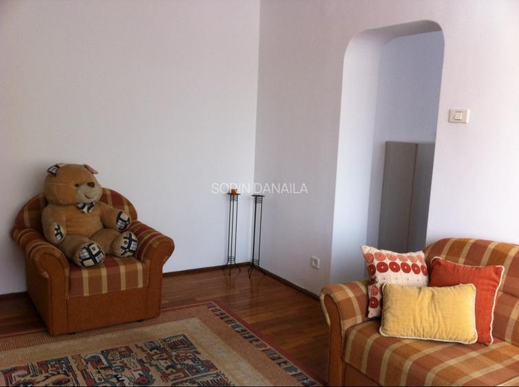 Calea Giulești, 3 camere, etaj 3 din 4, suprafață 61mp, balcon, in parc - 9