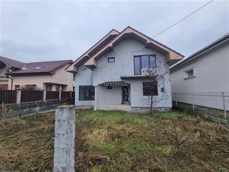 de vanzare casa la standarde ridicate 4 camere, 3 bai, garaj incorporat , 5 arii - 3