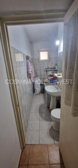 Malu Rosu se vinde la parter apartament semidecomandat,2camere,pret 42000 euro. - 9