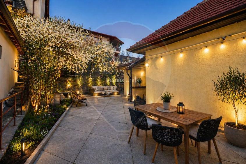 Casă cu vedere panoramică Brașov | Două unități independente | P+E | - 18