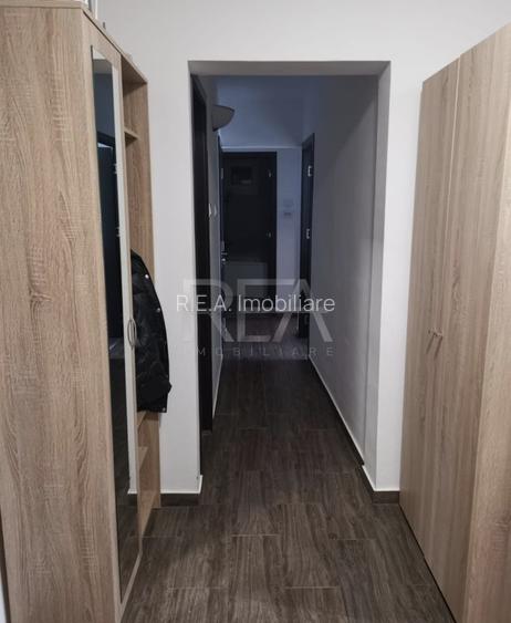 3 camere, 1/8, bloc 1983 -Ghencea- Str. Latea Gheorghe - 4