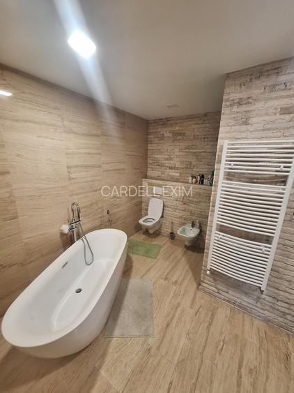 Casa ultracentrala - 6