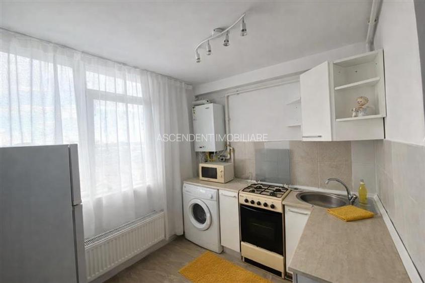 Garsoniera, cu 2 boxe,  Astra, Brasov - 2