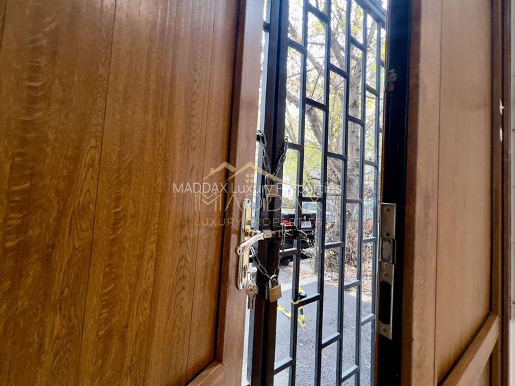 Spatiu Comercial Stradal de Inchiriat | Vanzare | 240mp - 19