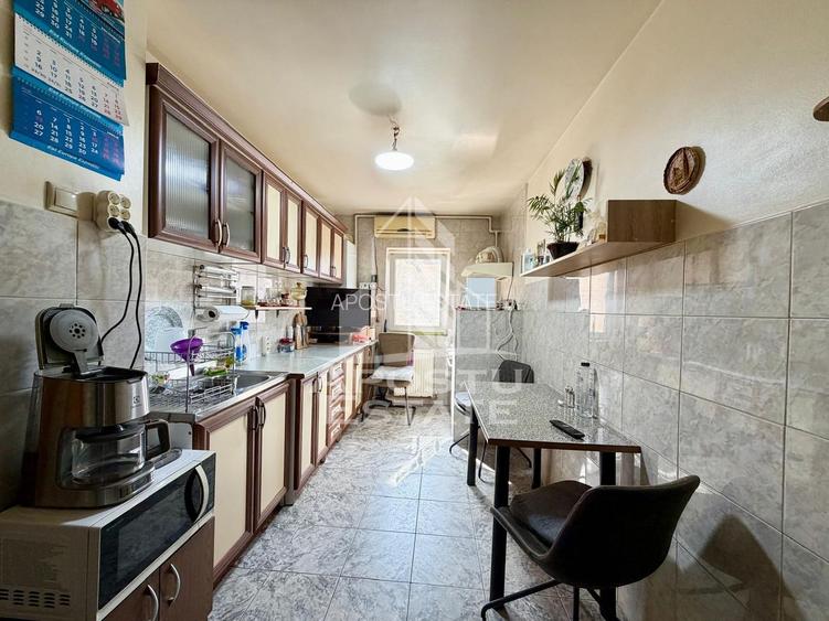 Apartament 3 camere, etaj 1, Boxa,  centrala proprie, zona Lipovei - 4