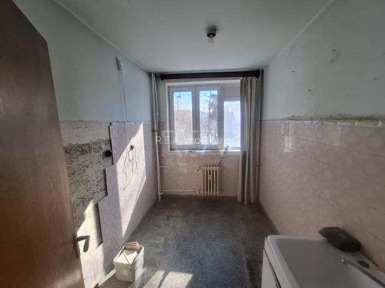 2 camere, 3/10, 51 mp, anvelopat-zona Gorjului - 8