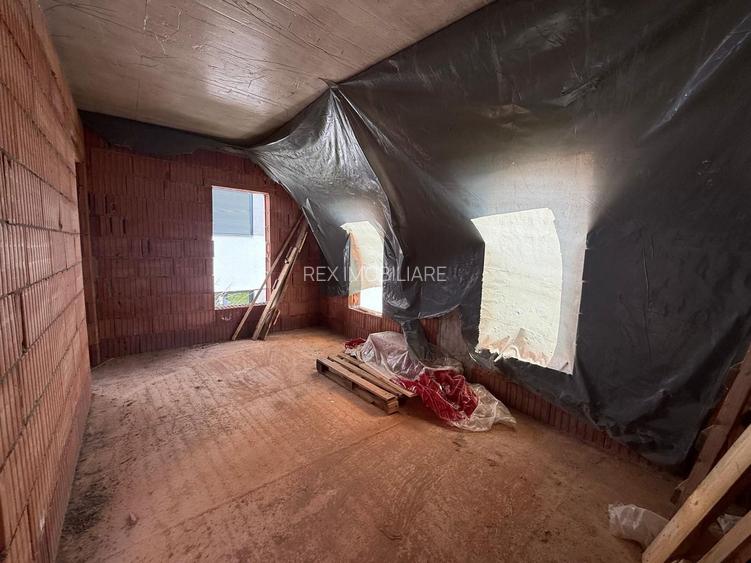 Duplex la rosu - 3 dormitare- Dumbravita - 9