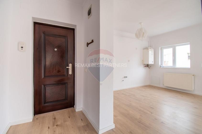 Apartament renovat cu 2 camere + loc de parcare de vanzare Floresti - 5