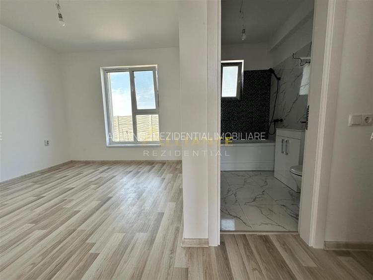 Casa individuala - 3 camere - 2 bai-310 mp teren - 12