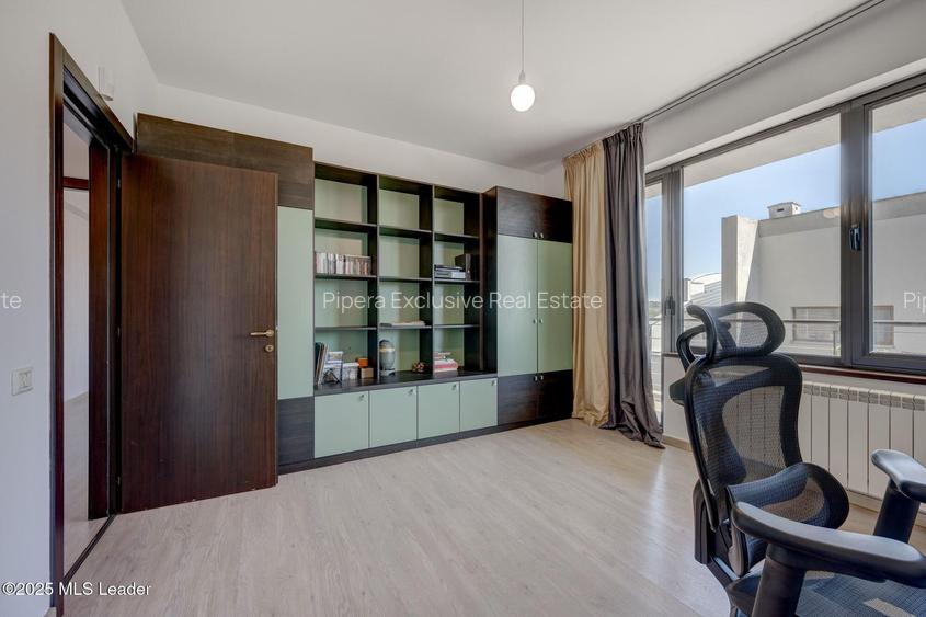 Space, light, and comfort for your family. FIRST RENTAL - 16