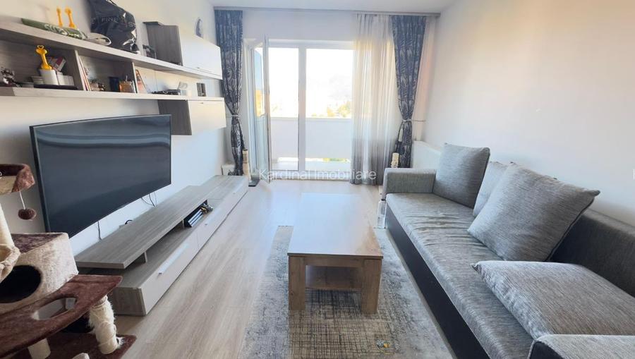 Garsoniea bloc nou, intrare Racadau, priveliste deosebita - 4