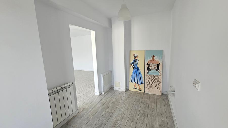 Banu-Manta, Viluta compusa din din 4 apartamente , 6 locuri parcare, nemobilata.