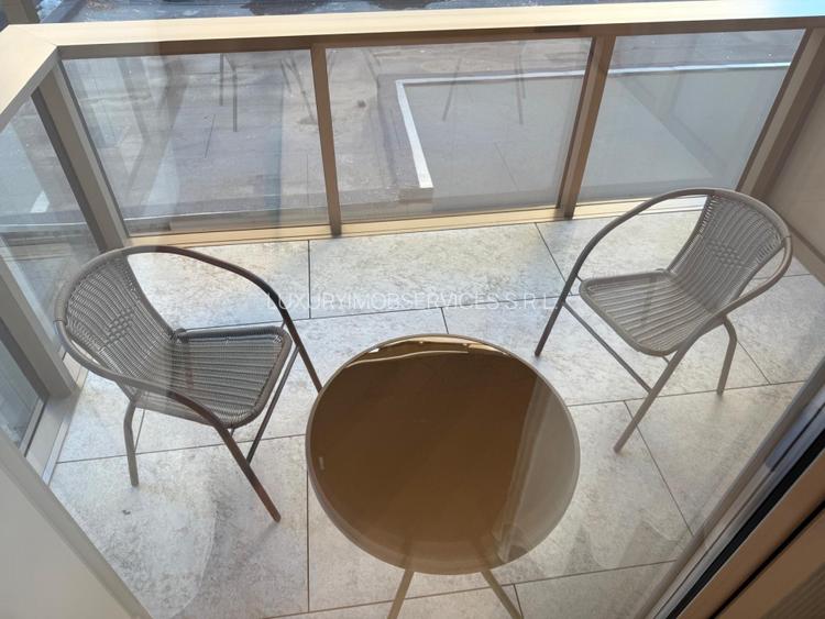 Cortina 126 Erou Iancu Nicolae Cambridge Jolie Ville  - 9