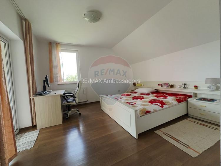 Casa de vanzare in Recas - 13