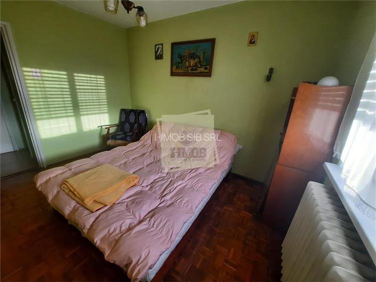 Apartament mocilat cu 3 camere in zona Strand - 8