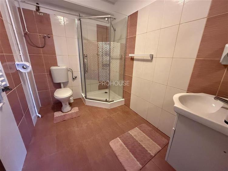 Ghimes- Faget- Pensiune de vanzare- afacere la cheie! - 26