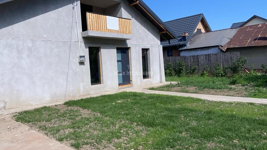 Casă de vânzare – comuna Berceni, la 12 km de Ploiești - 2